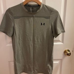 Slim fit T by UA